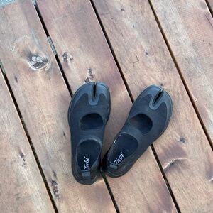 TABI Split-Toe Mary Jane Flats in Black